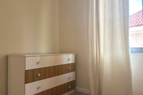 Shtepi me qera 2+1 ne Tirane - 600 Euro