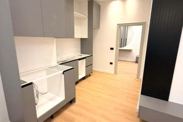 Shtepi me qera 1+1 ne Tirane - 800 Euro
