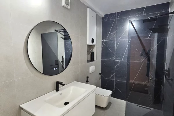 Apartment for rent in Tirana 2+1, Emty