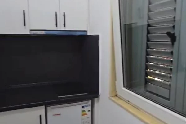 Shtepi me qera Garsoniere ne Tirane - 400 Euro