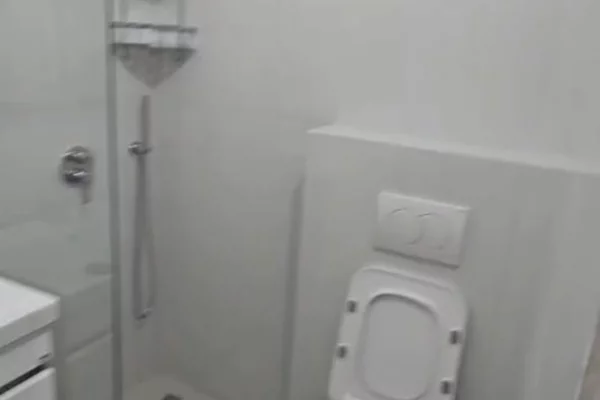 Shtepi me qera Garsoniere ne Tirane - 400 Euro