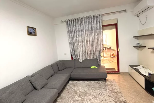 Shtepi ne shitje 4+1 ne Tirane - 250,000 Euro