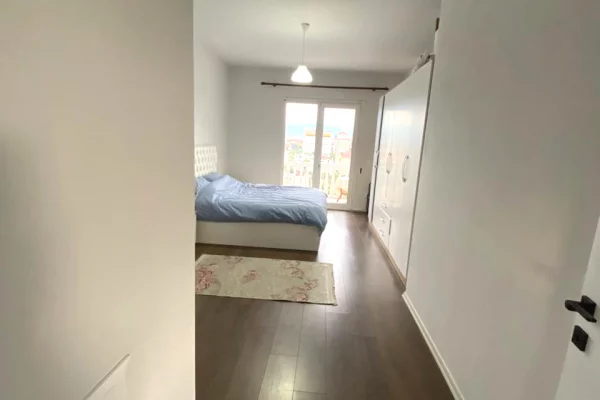 Shtepi me qera Apartament ne Tirane, 2+1, Mobilimi E mobiluar, Pagesa 40,000  Leke.