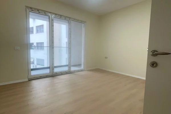 Business Property for Rent 3+1 in Tirana - 600 Euro