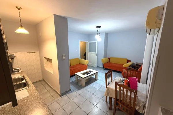 Shtepi me qera 1+1 ne Tirane - 500 Euro