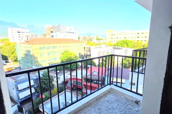 Shtepi ne shitje 1+1 ne Tirane - 105,000 Euro