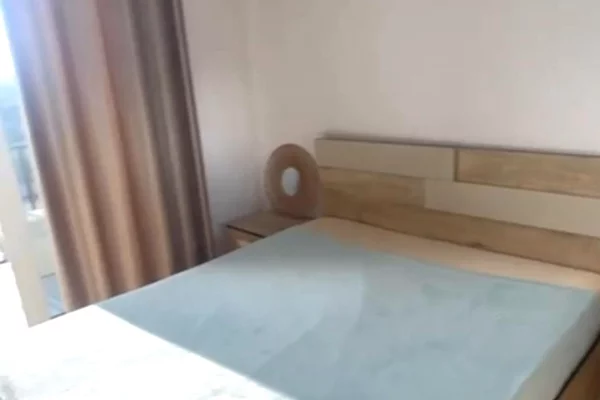 Shtepi me qera 2+1 ne Tirane - 450 Euro