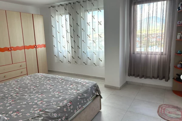 House for Sale 2+1 in Tirana - 110,000,000 Leke