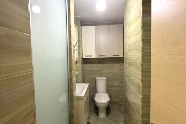 Shtepi me qera 2+1 ne Tirane - 650 Euro