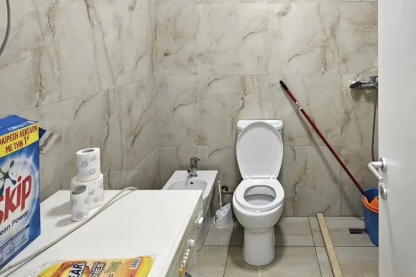 Shtepi me qera Apartament ne Tirane, 1+1, Mobilimi E mobiluar, Pagesa 500  Euro.