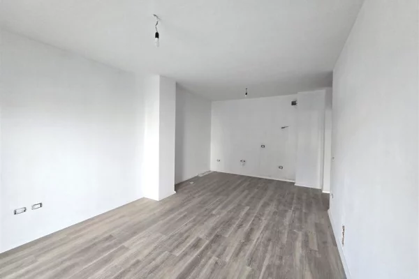 Shtepi ne shitje 1+1 ne Tirane - 126,000 Euro