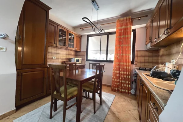 Casa in affitto 2+1 a Tirana - 700 Euro