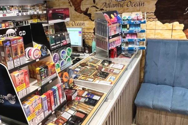 Shitet ambient biznesi ne Durres plazh/140,000 euro