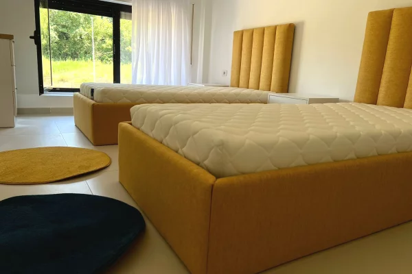 Shtepi me qera Apartament ne Tirane, 3+1, Mobilimi E mobiluar, Pagesa 1,400  Euro.