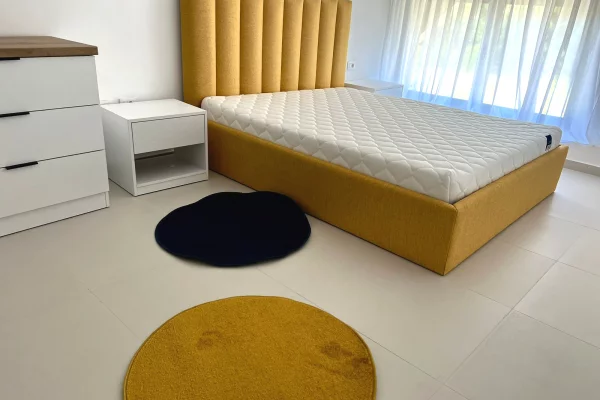 Shtepi me qera Apartament ne Tirane, 3+1, Mobilimi E mobiluar, Pagesa 1,400  Euro.