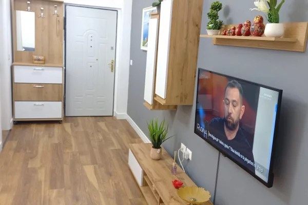 Shtepi me qera 1+1 ne Tirane - 750 Euro