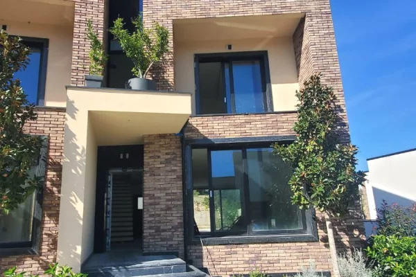 House for Sale 3+1 in Tirana - 700,000 Euro