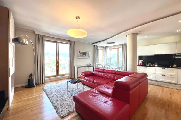 Shtepi me qera Apartament ne Tirane, 2+1, Mobilimi E mobiluar, Pagesa 160,000  Leke.