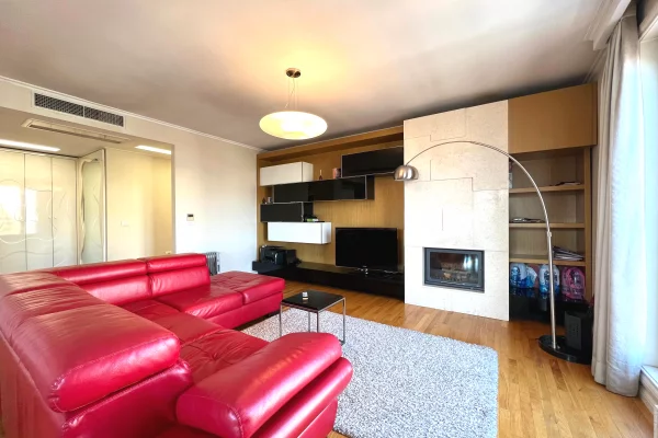 Shtepi me qera Apartament ne Tirane, 2+1, Mobilimi E mobiluar, Pagesa 160,000  Leke.