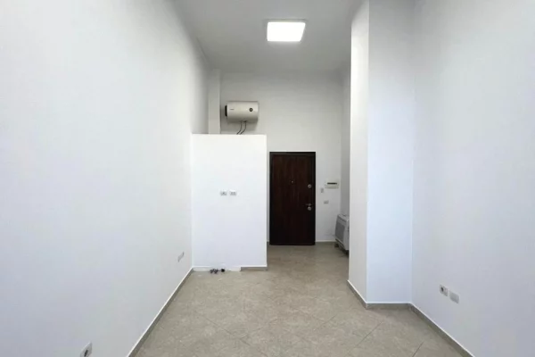 Ambient biznesi me qera 1+1 ne Tirane - 450 Euro