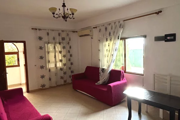 Shtepi me qera Apartament ne Tirane, 1+1, Mobilimi E mobiluar, Pagesa 30,000  Leke.