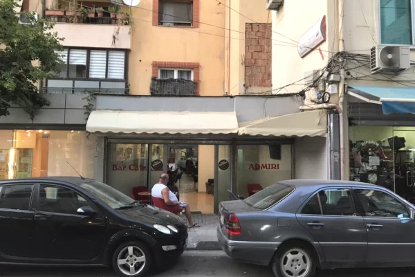 Ambient biznesi ne shitje 3+1 ne Tirane - 300,000 Euro