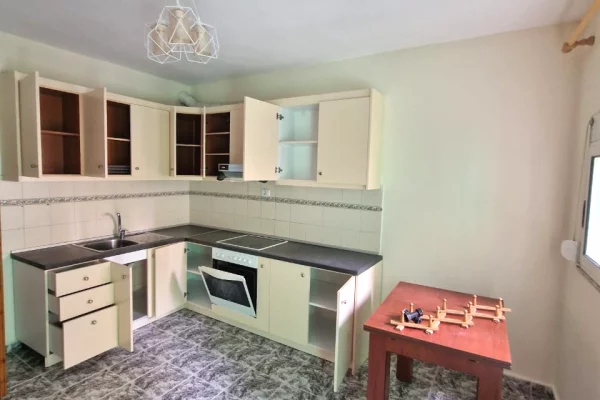 Casa in affitto 3+1 a Tirana - 700 Euro