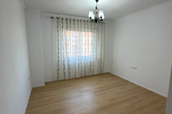 House for Sale 2+1 in Tirana - 112,000 Euro