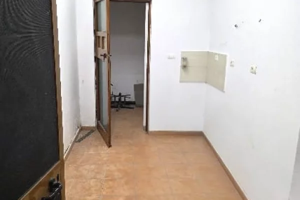 Jepet me qera ambient biznesi ne Kombinat/700 euro