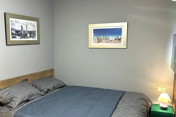 Shtepi me qera Apartament ne Tirane, 2+1, Mobilimi E mobiluar, Pagesa 500  Euro.