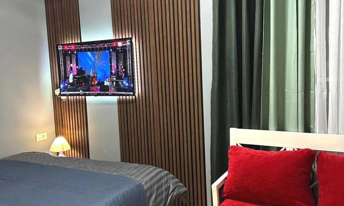 Shtepi me qera Apartament ne Tirane, 2+1, Mobilimi E mobiluar, Pagesa 500  Euro.