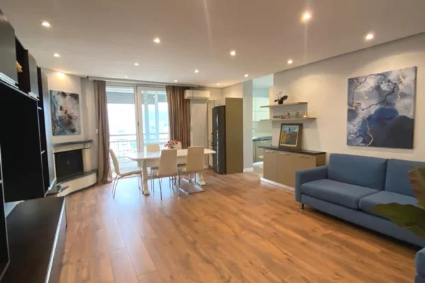 Shtepi me qera Apartament ne Tirane, 2+1, Mobilimi E mobiluar, Pagesa 1,150  Euro.