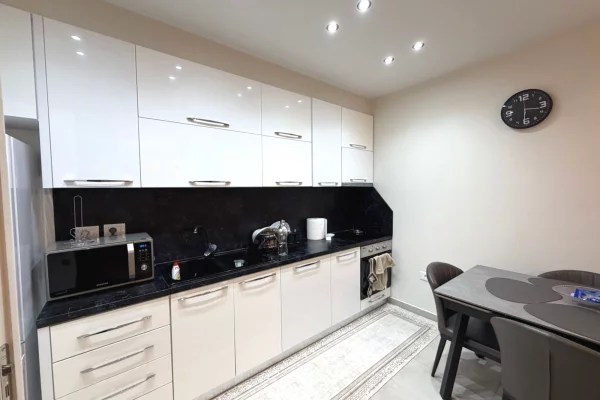 Shtepi ne shitje 2+1 ne Tirane - 230,000 Euro