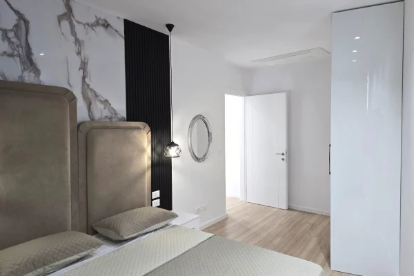 Shtepi me qera Apartament ne Tirane, 2+1, Mobilimi E mobiluar, Pagesa 1,300  Euro.