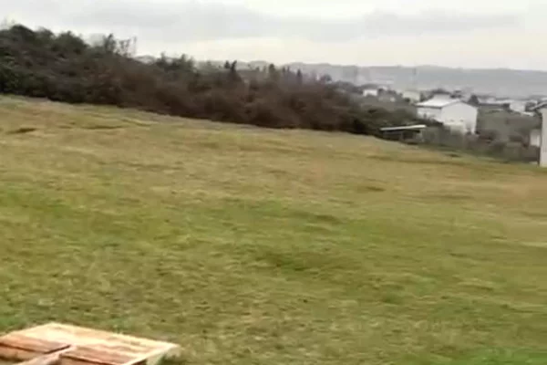 Truall ose Toke ne Tirane - 2,000 Euro