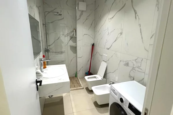 Shtepi me qera 2+1 ne Tirane - 600 Euro