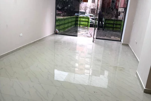 Ambient biznesi me qera 3+1 ne Tirane - 350 Euro