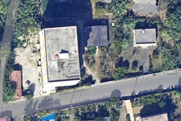 Truall ose Toke  ne Durres - 700,000,000 Leke