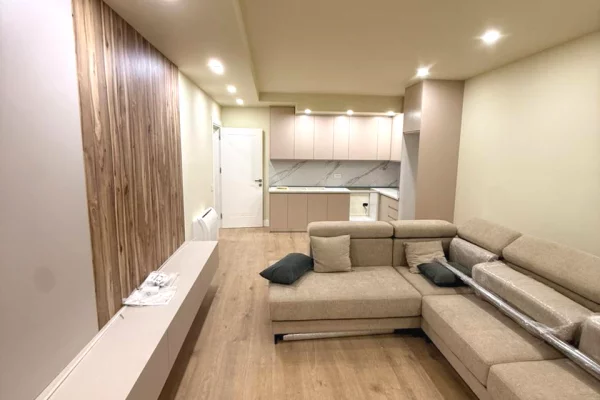 Shtepi ne shitje 2+1 ne Tirane - 160,640 Euro