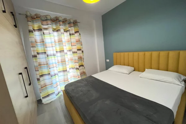 Shtepi me qera 1+1 ne Tirane - 60,000 Leke