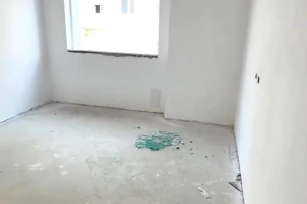 Apartment for sale in Tirana 2+1, Emty