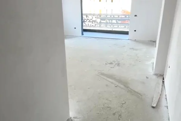 Apartment for sale in Tirana 2+1, Emty