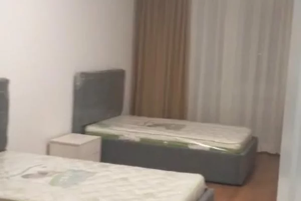 Shtepi me qera 2+1 ne Tirane - 50,000 Leke