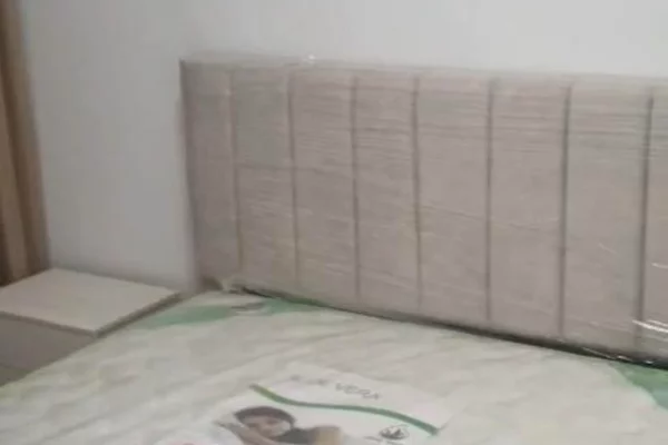 Shtepi me qera Apartament ne Tirane, 2+1, Mobilimi E mobiluar, Pagesa 50,000  Leke.