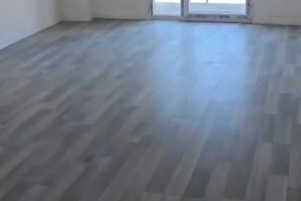 Shtepi me qera Apartament ne Tirane, 2+1, Mobilimi Bosh, pa mobiluar, Pagesa 35,000  Leke.