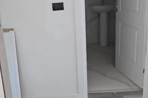 Shtepi me qera 2+1 ne Tirane - 35,000 Leke