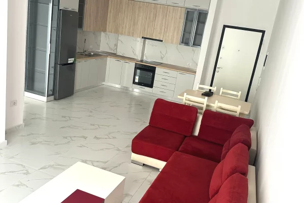 Shtepi me qera 2+1 ne Tirane - 45,000 Leke