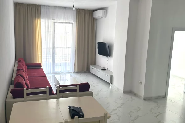 Shtepi me qera Apartament ne Tirane, 2+1, Mobilimi E mobiluar, Pagesa 45,000  Leke.
