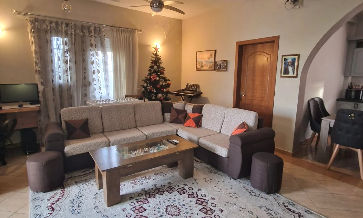 Luxury villas for sale in Tirana 6+1, Furnished