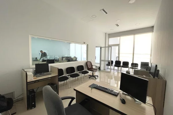 Jepet me qera Call center tek lagja Ali Demi/1000 EURO